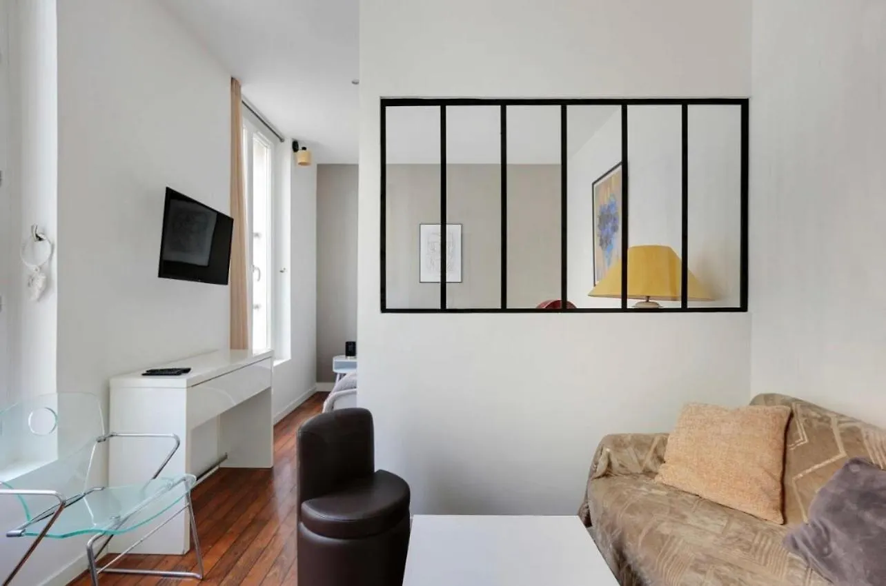 דירות פריז Magnifique 2 Pieces, Clair Neuf